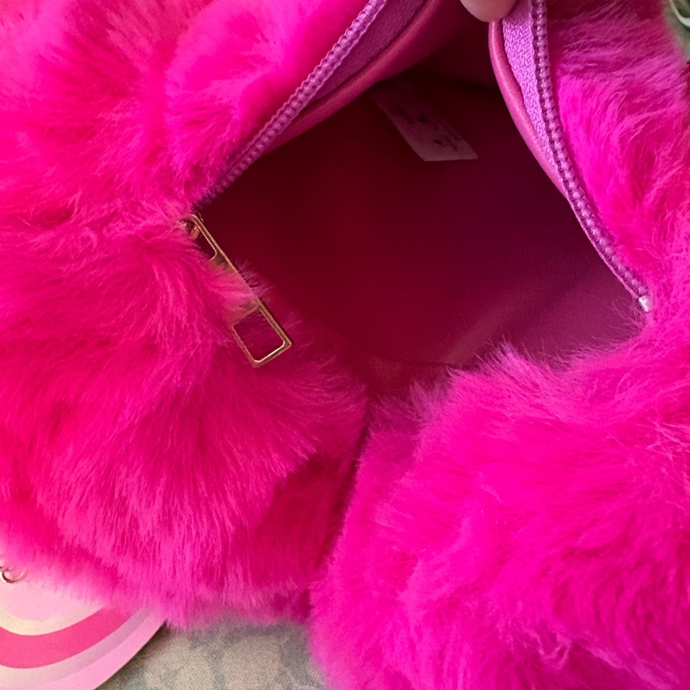 Kids Hot Pink Fuzzy Heart Crossbody Bag - Picture 6 of 6